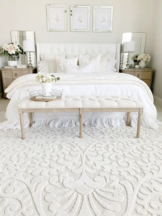 Rugs and carpets is one of the best 10 touches that add elegance to your bedroom #bedroom #elegance #decortips #interiordesign #bedroomideas